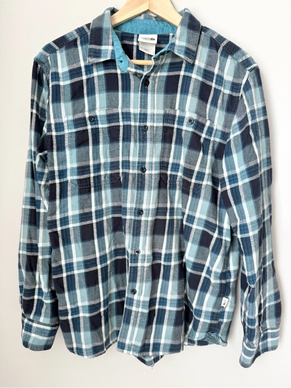 The North Face Men’s Arroyo Lightweight Flannel Button Down Shirt Teal Navy